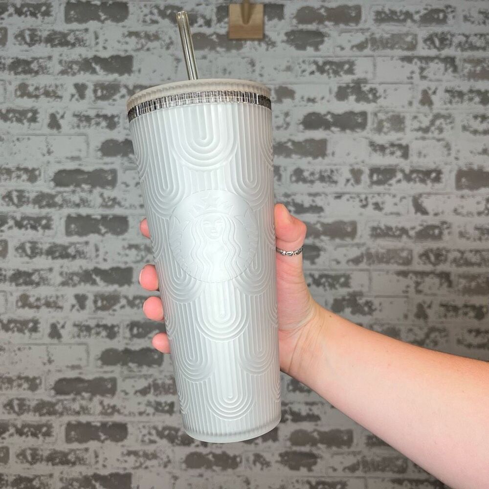 Starbucks | gray wave scalloped drink cup with straw